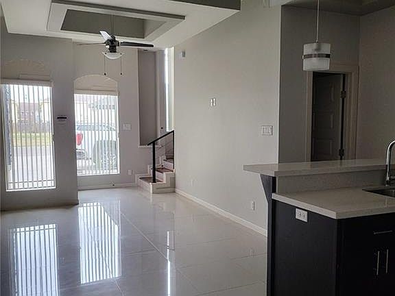 4th image of 1405 W Kiwi Ave APT 1