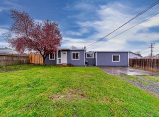 1676 Thelma St, Fortuna, CA 95540
