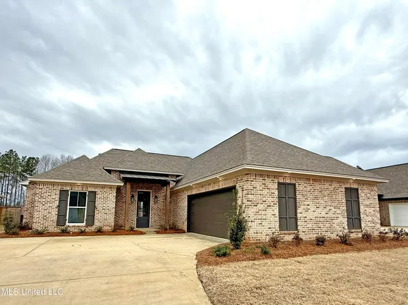 211 Wethersfield Dr, Florence, MS 39073