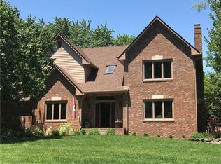 6242 Deerwood Ct, Greenwood, IN