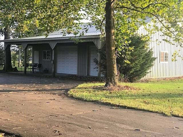 2nd image of 13004 Elm Rd