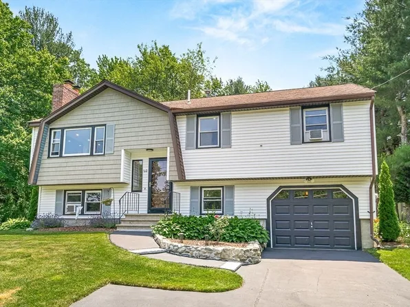 60 Oxford Rd, Dracut, MA 01826