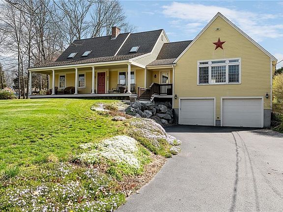 2nd image of 335 Abbey Dr