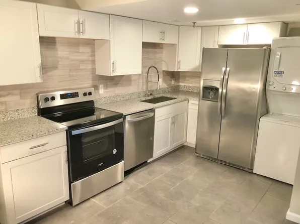 1000 Parkvale Ct #1, Covington, KY 41011