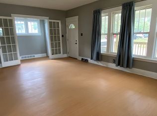 610 Allen St, Joliet, IL 60436