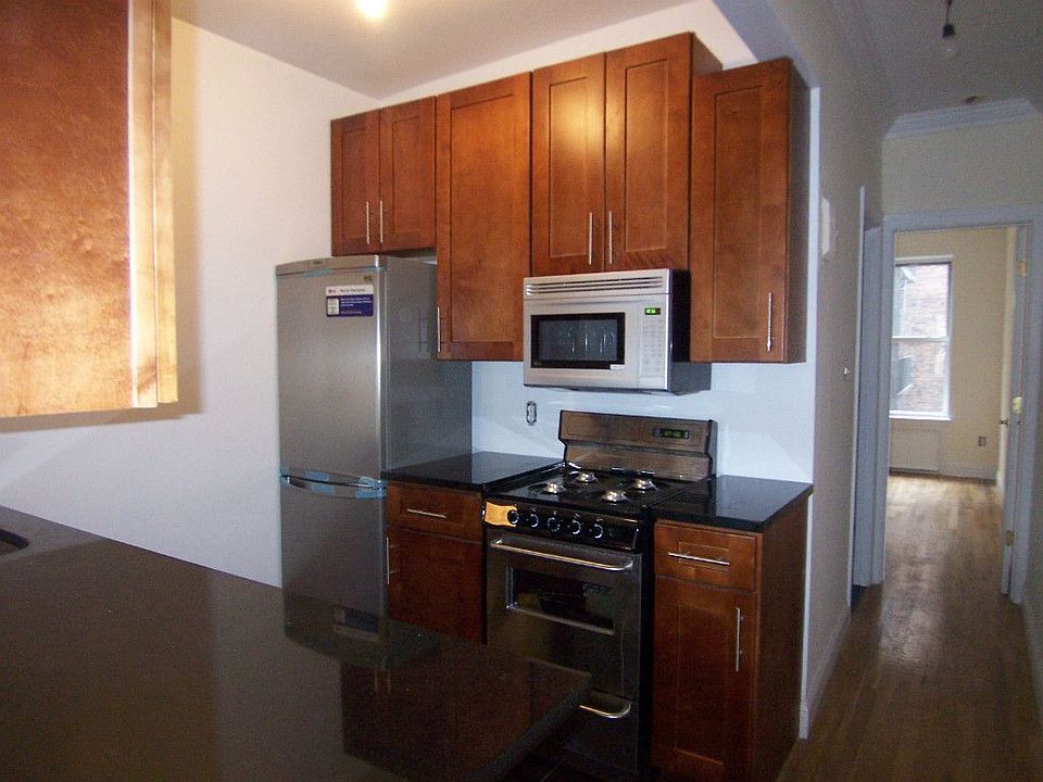 1st image of 746 10th Ave APT 3S