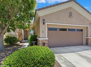10351 Lakeshore Dr, Apple Valley, CA 92308