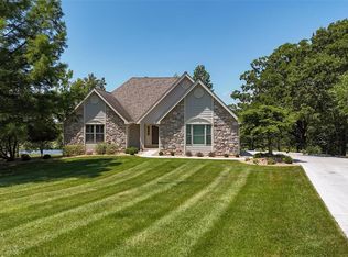 1182 Turnberry Dr, Innsbrook, MO 63390