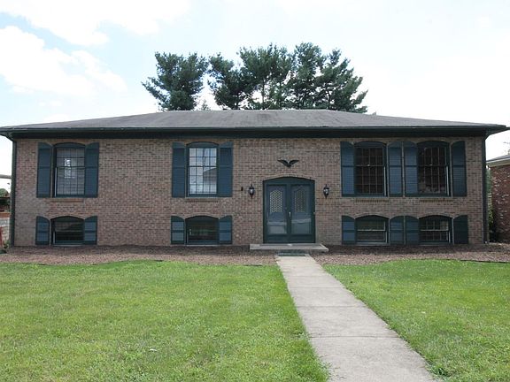 2nd image of 4076 Forsythe Dr