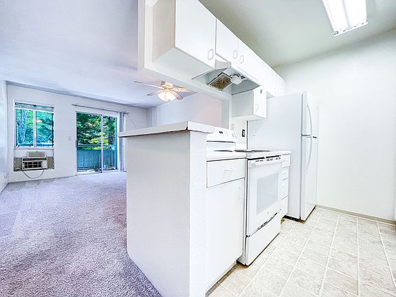 3rd image of 95-782 Wikao St APT N203
