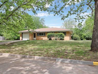 1757 Vaughn Dr, Manhattan, KS, 66502