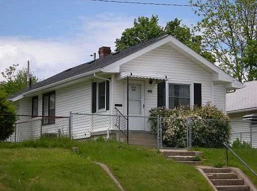 2nd image of 411 N Belmont Ave
