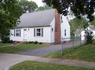 211 Dayton St, Springfield, MA 01118