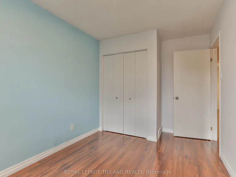 952 Thistledown Way — Photo 29