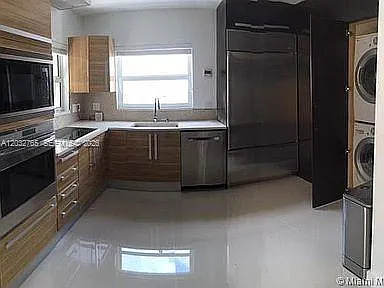 Belle Isle Villas 2nd Sec — Photo 2