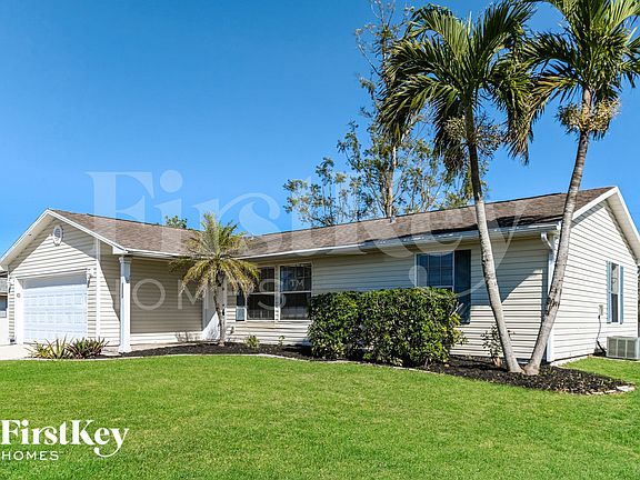 2nd image of 2209 NE 14th Pl
