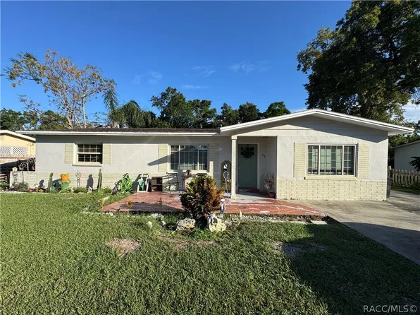 93 S Tyler St, Beverly Hills, FL 34465