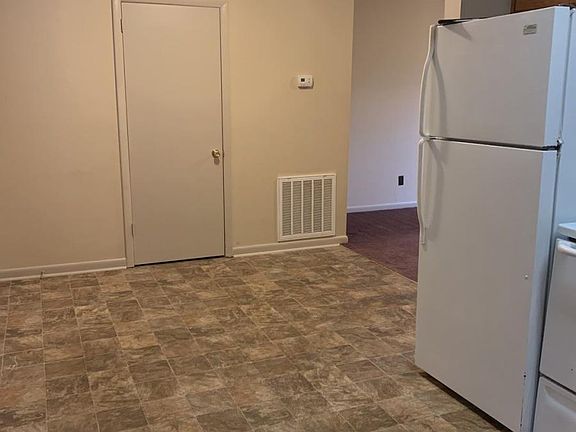 2nd image of 1041 Garden Meadows Dr