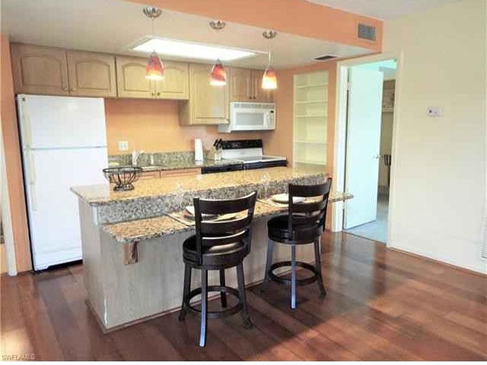 1st image of 224 Palm Dr #46-3
