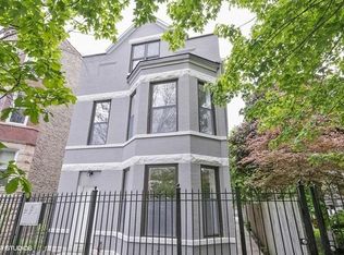 915 N Mozart St #2, Chicago, IL 60622