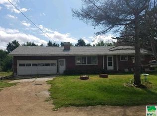 47769 Center St, Elk Point, SD 57025