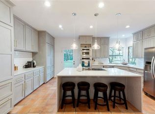 46 Stillmeadow Dr, The hills, TX 78738
