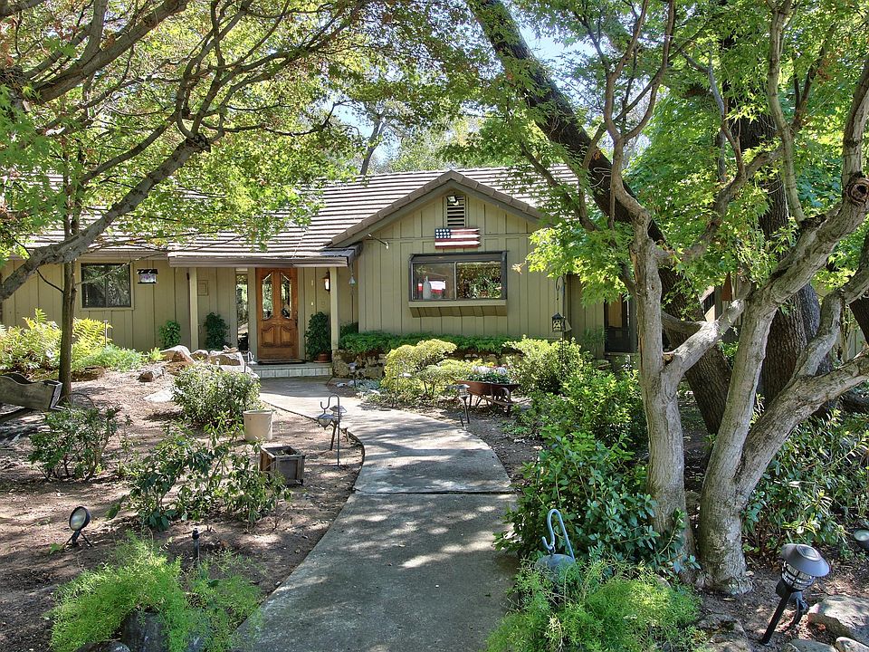 1st image of 9820 Mosswood Cir