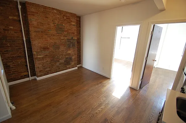 Rented by Bold New York | media 22