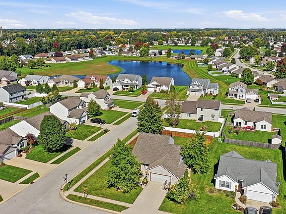 3rd image of 830 Stockwillow Ct