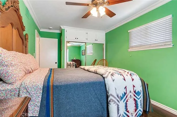 1049 El Mirador Dr — Photo 10