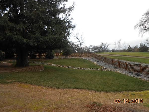 2nd image of 335 Augusta Ct