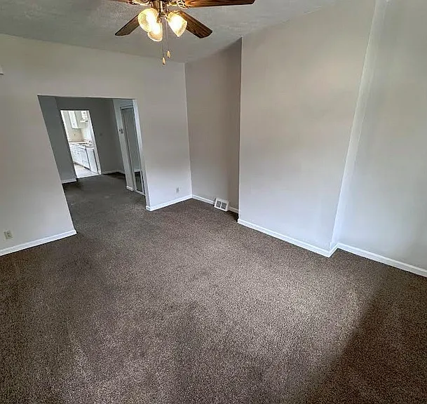 519 Marwood Avenue - 519 — Photo 3