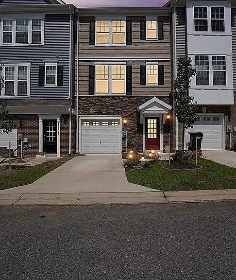 43900 Eucalyptus Way — Photo 1
