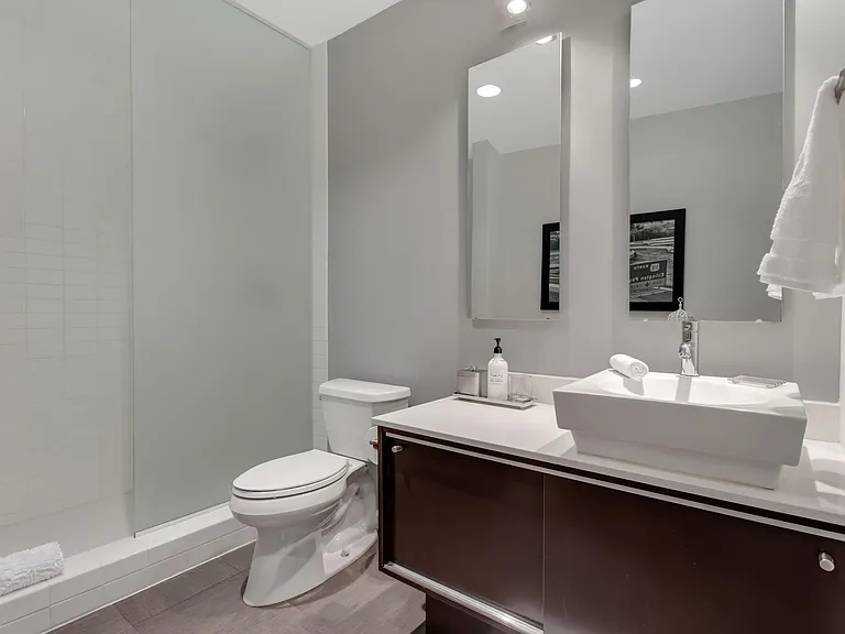 2115 Yeaman Pl #302 — Photo 20