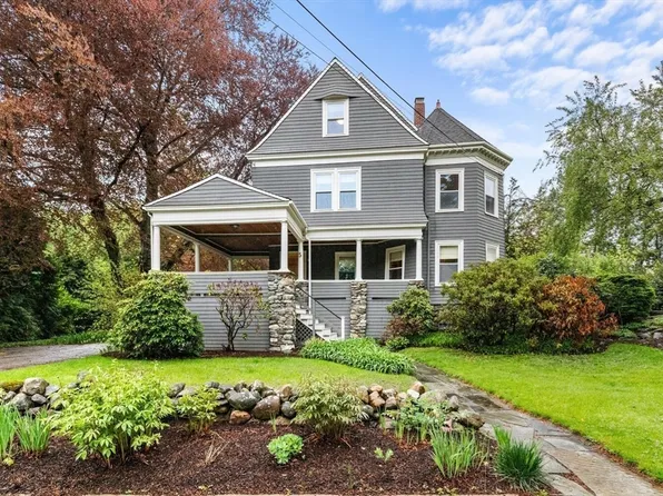 5 Winthrop Rd, Lexington, MA 02421