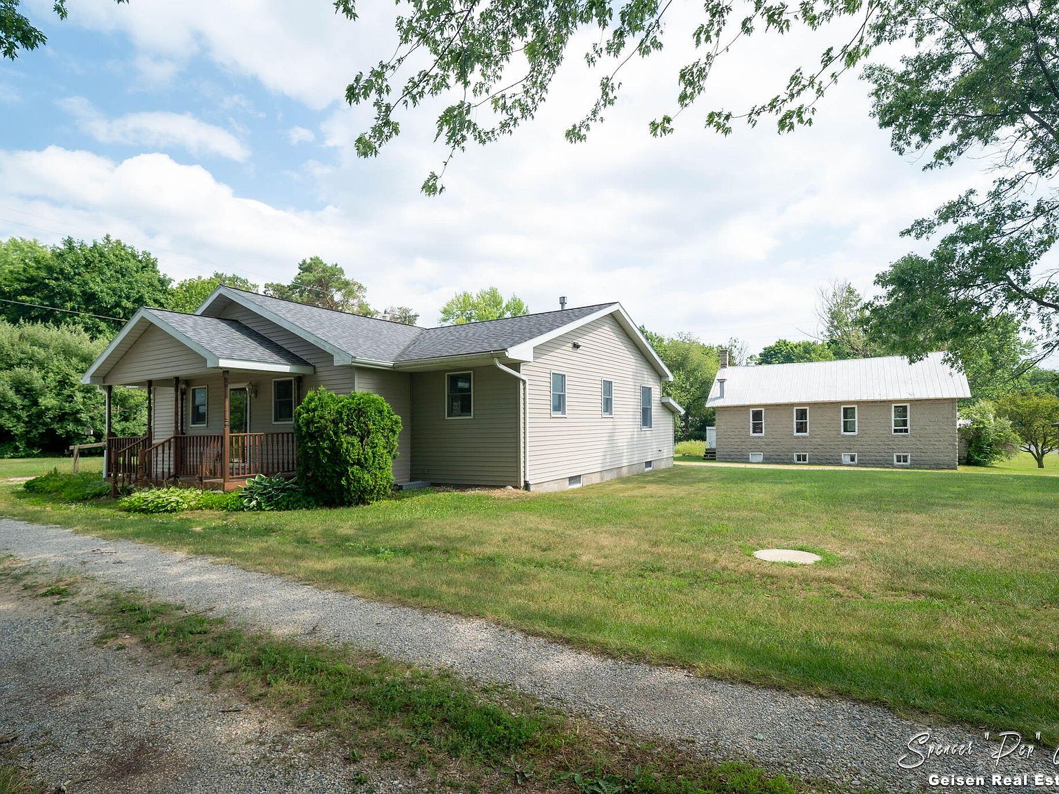 7961 Sidney Rd, Greenville, MI 48838 | Zillow