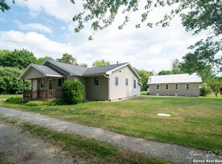 7961 Sidney Rd, Greenville, MI 48838