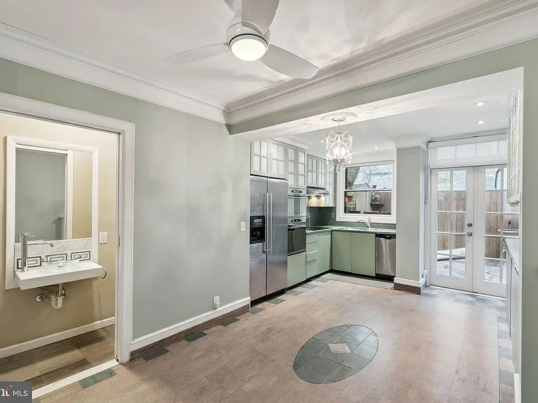423 S Carlisle St — Photo 9