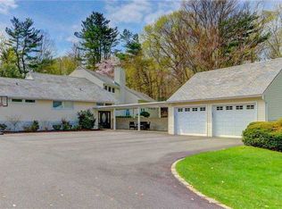 347 Wheatley Rd, Old Westbury, NY 11568