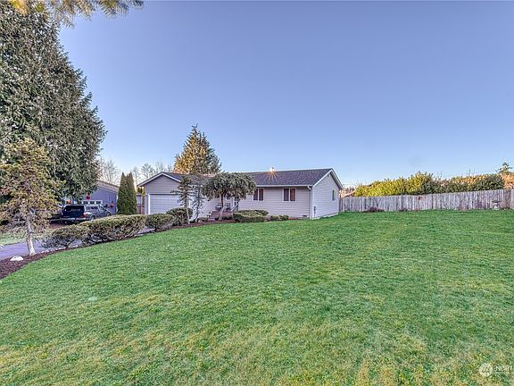 2nd image of 37433 NE Fern Place