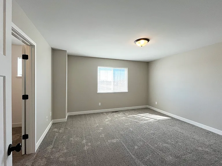 2325 Excel Dr — Photo 19