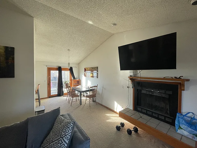 740 Bella Vista Dr — Photo 6