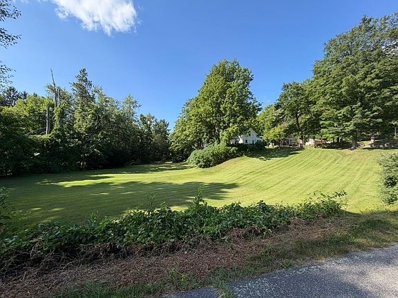 3rd image of 41 Pease Ave