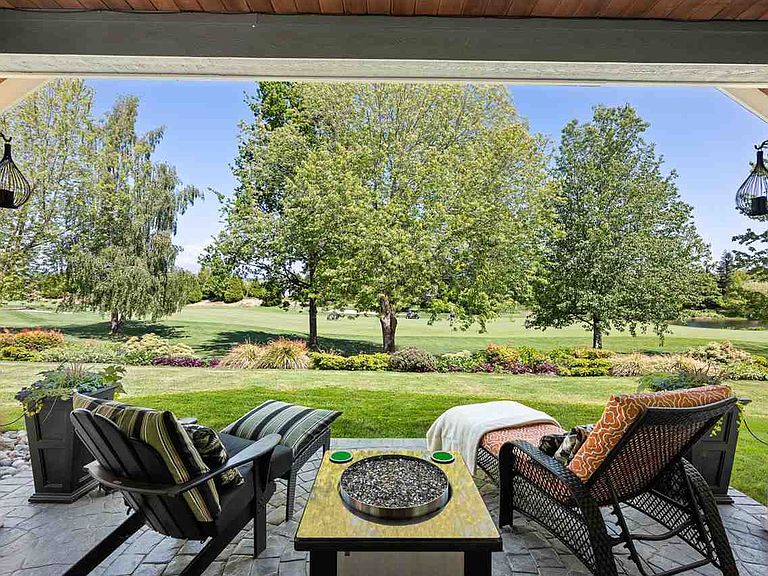 15715 34th Ave Surrey, BC, V3Z0J6 Apartments for Rent Zillow