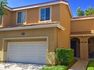 25403 Holly Beach Dr, Santa Clarita, CA 91350