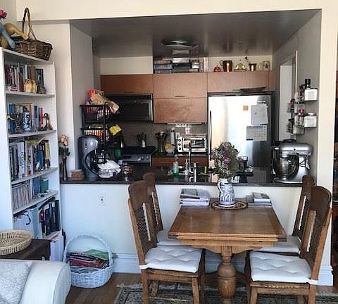2nd image of 158 Hester St APT 5C