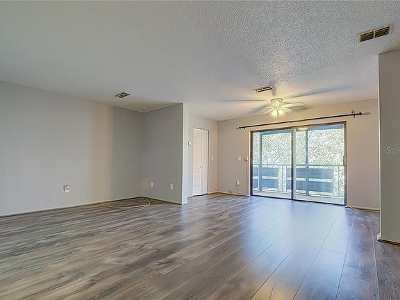 4th image of 6080 80th St N Unit 308