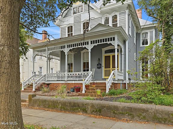 3rd image of 306 S 4th Street