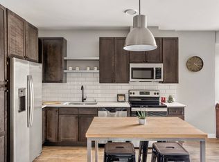 Maverick, Minneapolis, MN 55401