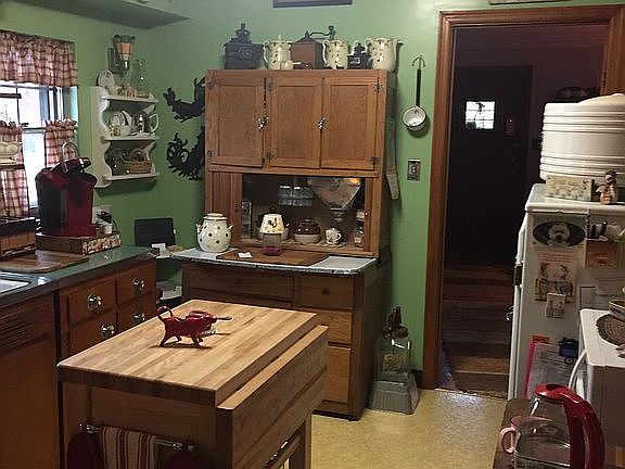 Kitchen livingroom door